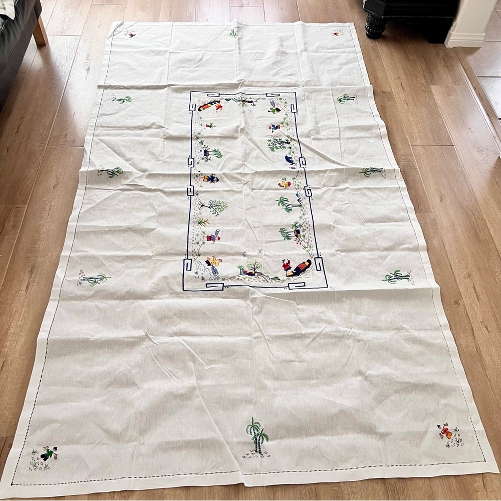Antique Oriental‎ Country Lifestyle Hand Embroidered Tablecloth 95” X 53” Mint